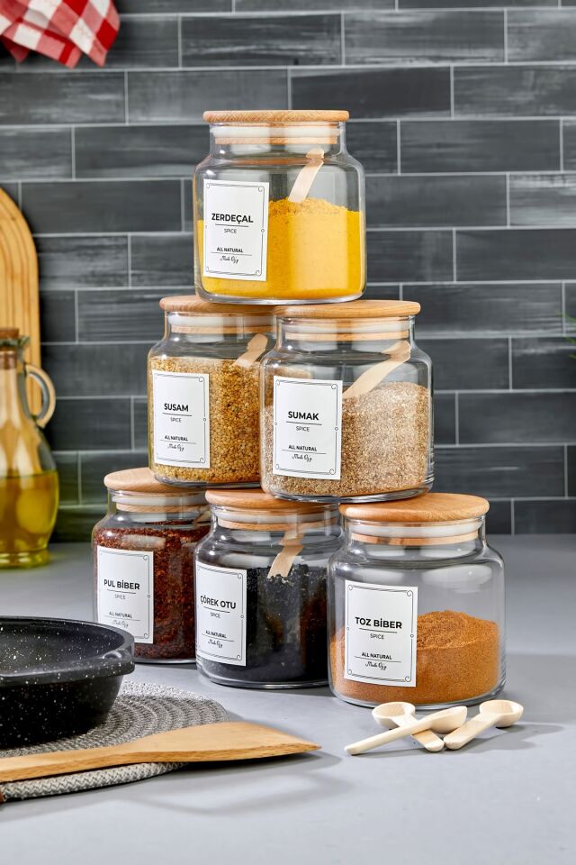 Ahşap Kapaklı Etiketli 500 ml 6 Adet Kavanoz Ve 6 Adet Mini Baharat Kaşığı 12 Parça Baharat Seti