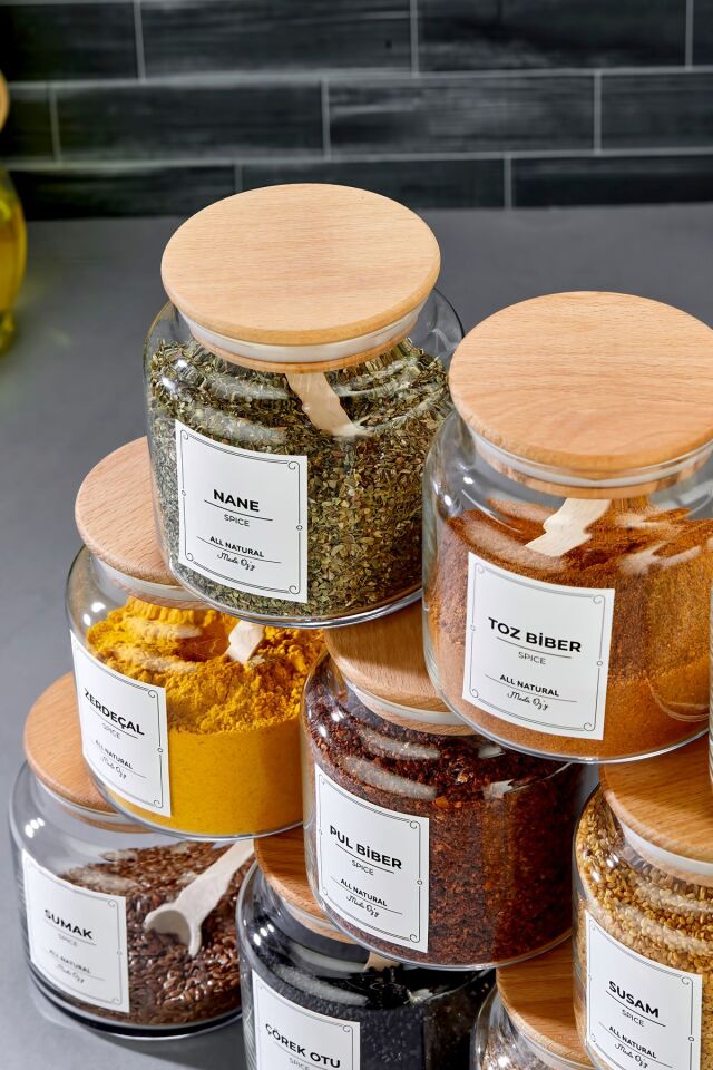 Ahşap Kapaklı Etiketli 500 ml 12 Adet Kavanoz Ve 12 Adet Mini Baharat Kaşığı 24 Parça Baharat Seti