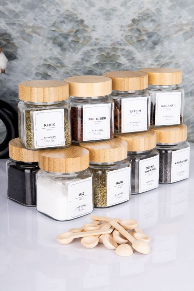 Etiketli Bambu Kapaklı 300 ml 12 Adet Kavanoz Ve 12 Adet Mini Baharat Kaşığı -24 Parça Baharat Seti