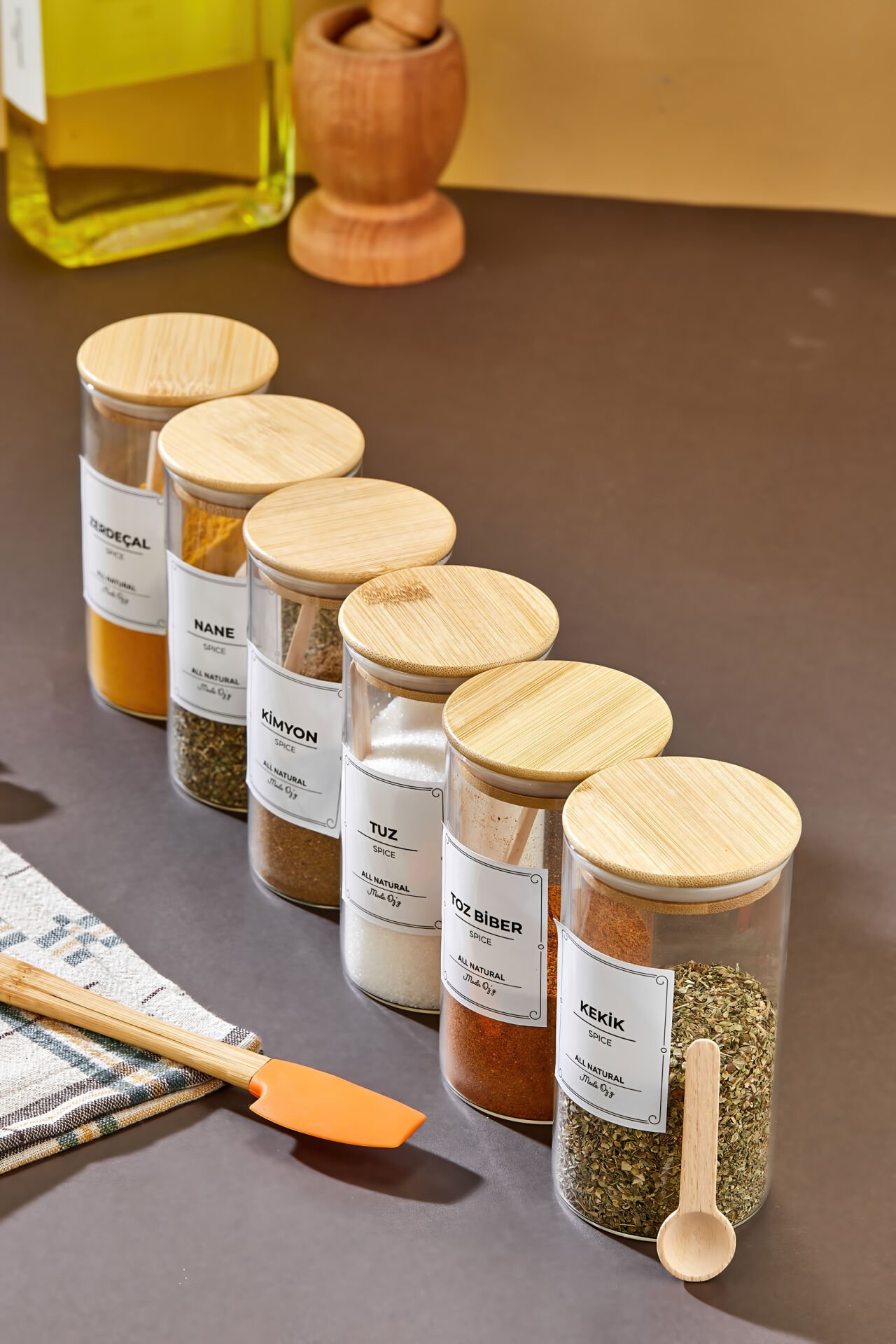 6'lı 300ml Bambu  Vakum Kapaklı Kaşıklı Borosilikat Baharat Takımı (Etiket Hediyeli)