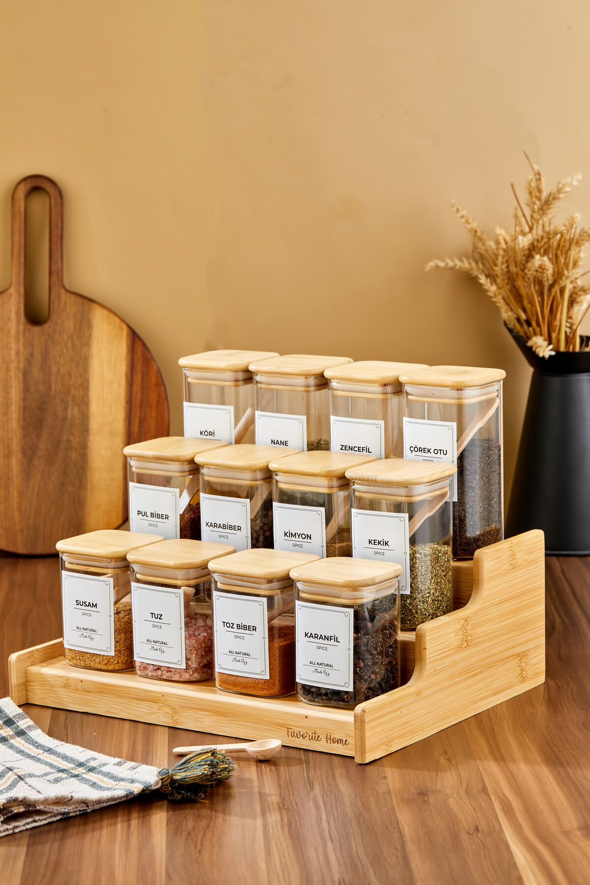 12'li 250 ml Bambu Stantlı Bambu Kapaklı Kare Borosilikat Cam Baharatlık Kaşıklı Etiketli