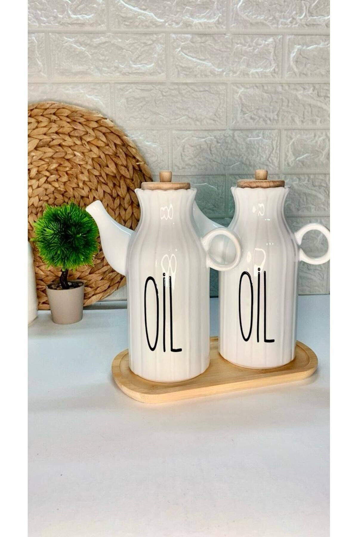 2li 1000ml Sıvıyağ /zeytinyağı Şişesi Ahşap Stantlı Yağdanlık Seti (ETİKET DAHİL DEĞİLDİR) Beyaz