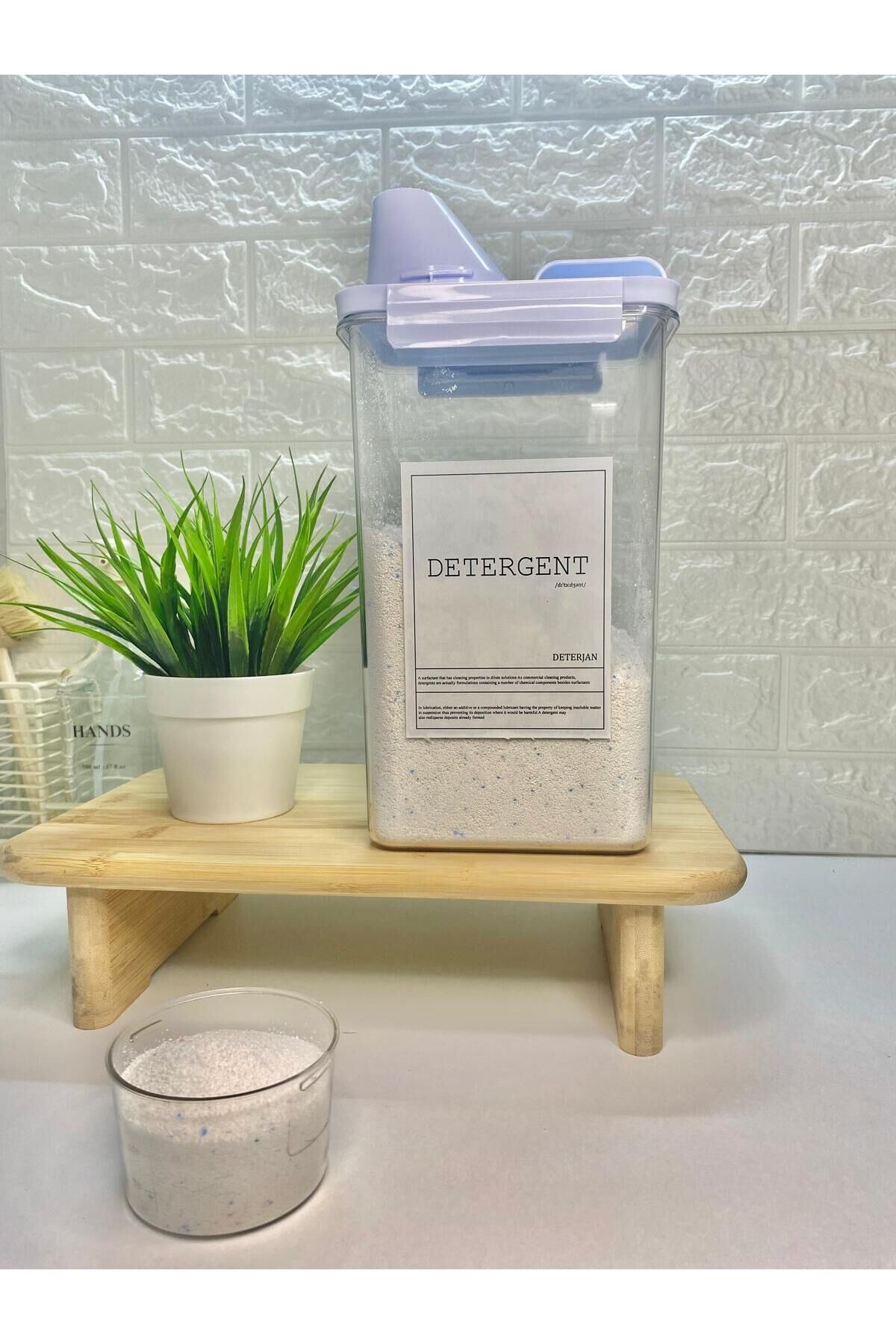 Ölçü Kapaklı 2300ml Deterjan Kabı Vakumlu Akrilik Banyo Düzenleyici Set Beyaz