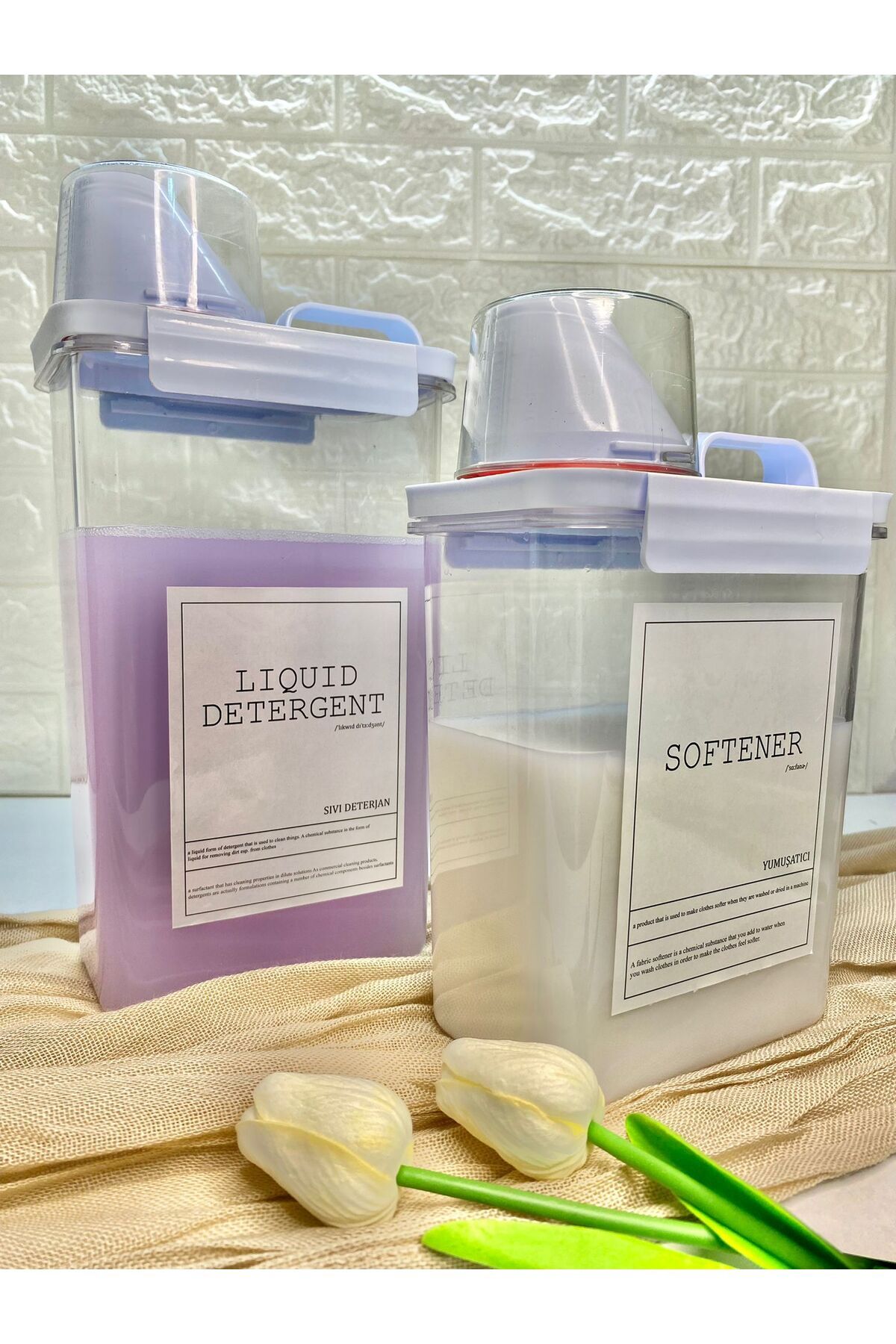 2li Ölçü Kapaklı 2300ml Sıvı Deterjan/1800ml Yumuşatıcı Kabı Vakumlu Akrilik Banyo Düzenleyici Set Beyaz